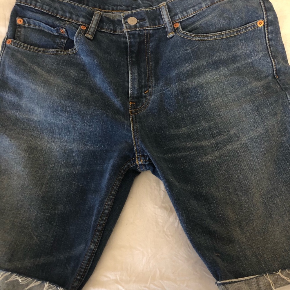 Levi jean shorts